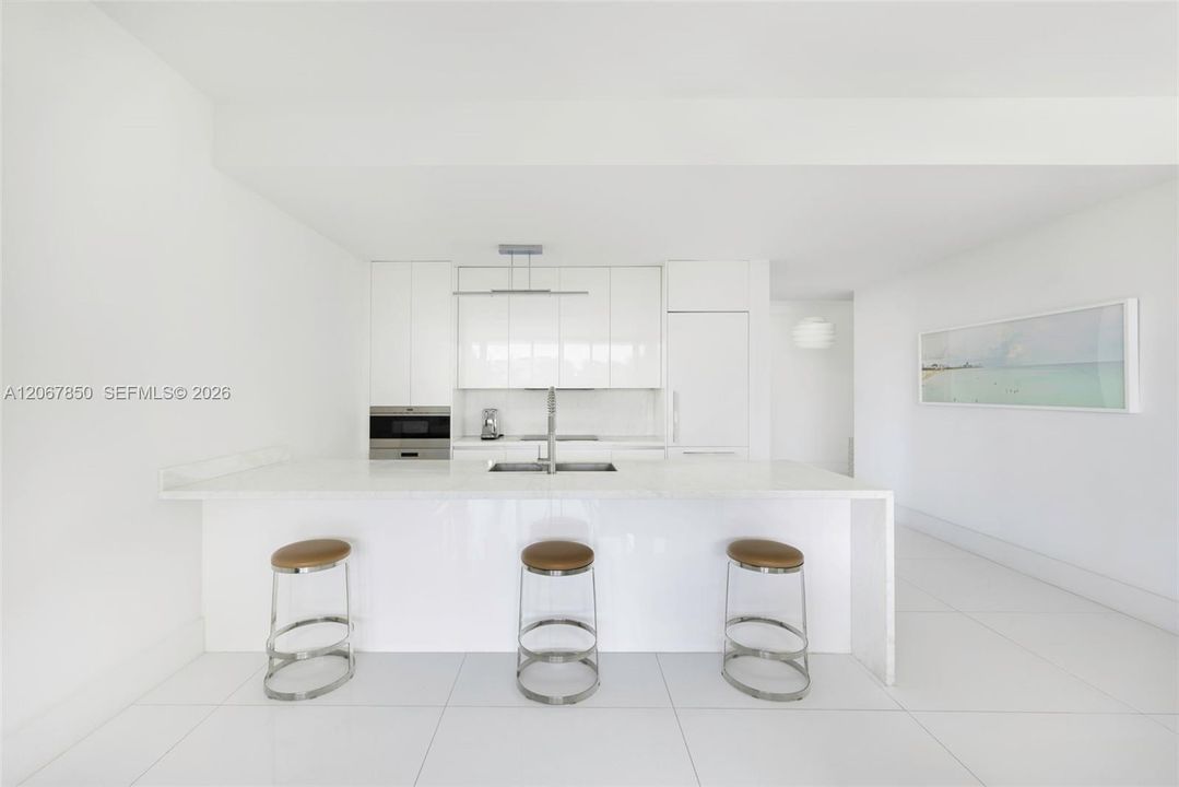 For Sale: $3,900,000 (3 beds, 3 baths, 2140 Square Feet)