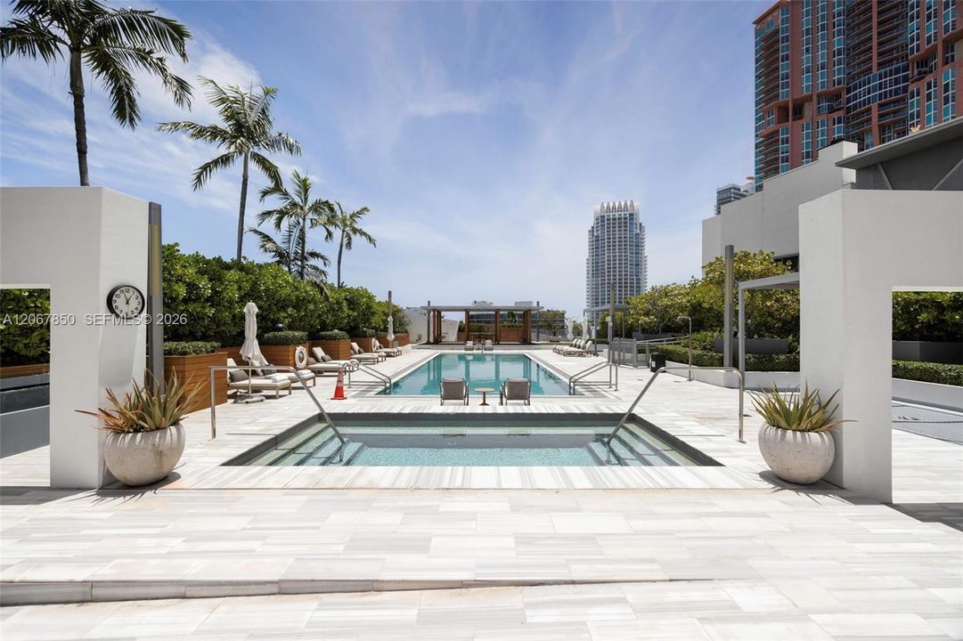 For Sale: $3,900,000 (3 beds, 3 baths, 2140 Square Feet)