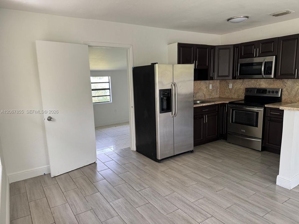 For Rent: $2,400 (2 beds, 1 baths, 0 Square Feet)