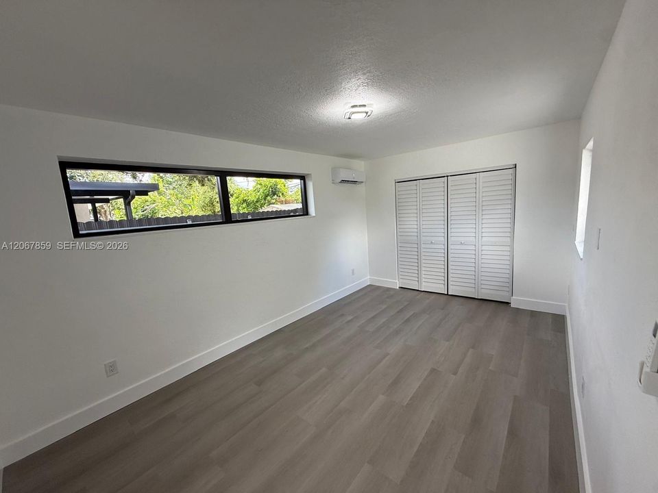 Activo con contrato: $589,000 (4 camas, 3 baños, 1769 Pies cuadrados)