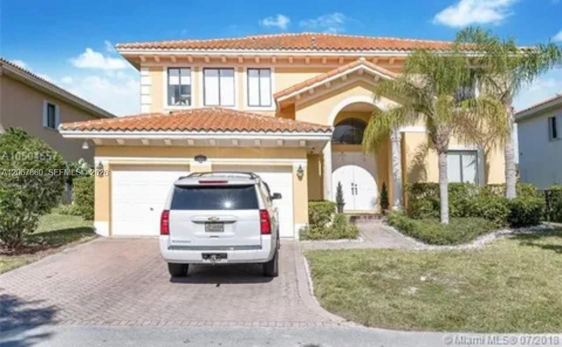 For Rent: $6,000 (5 beds, 4 baths, 3945 Square Feet)