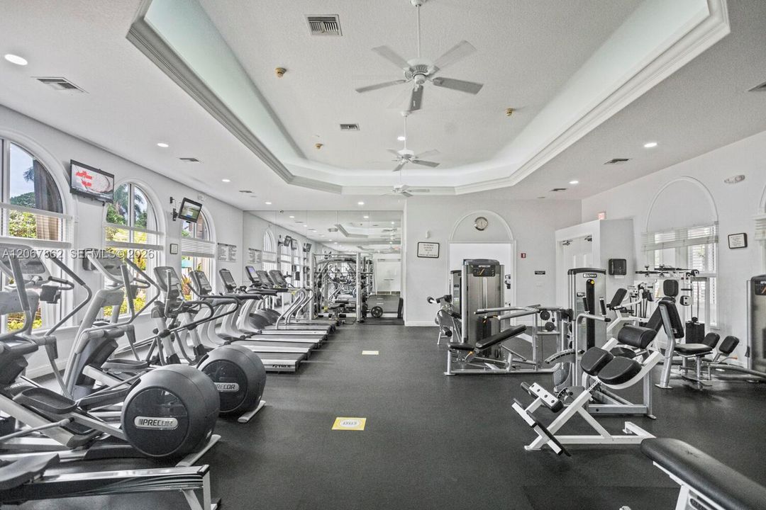 For Sale: $1,100,000 (5 beds, 4 baths, 2400 Square Feet)