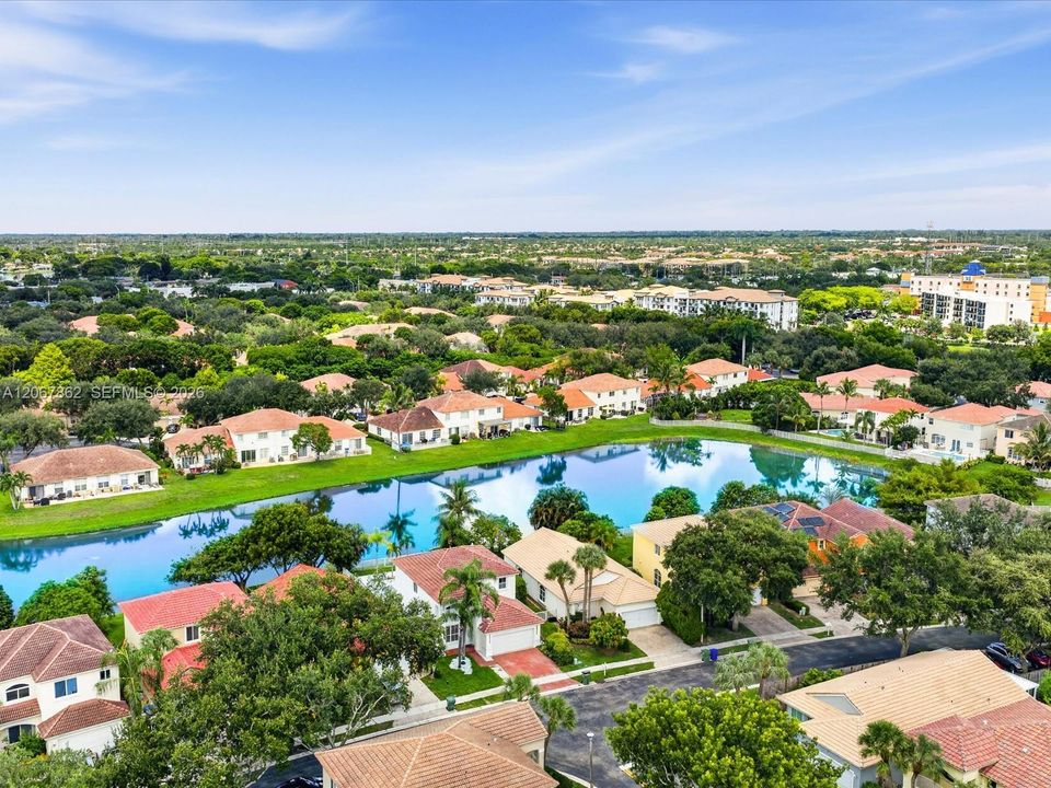 For Sale: $1,100,000 (5 beds, 4 baths, 2400 Square Feet)