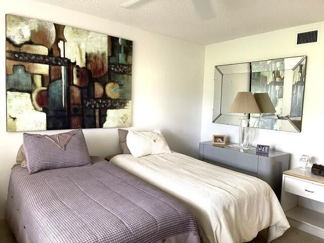 Guest bedroom 1
