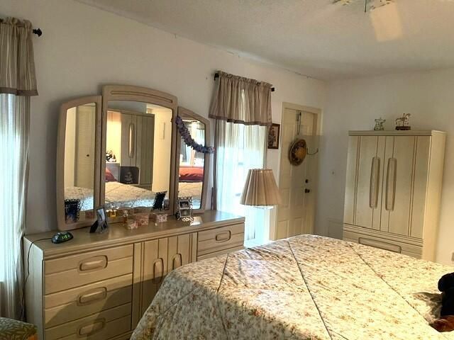 Master bedroom 1