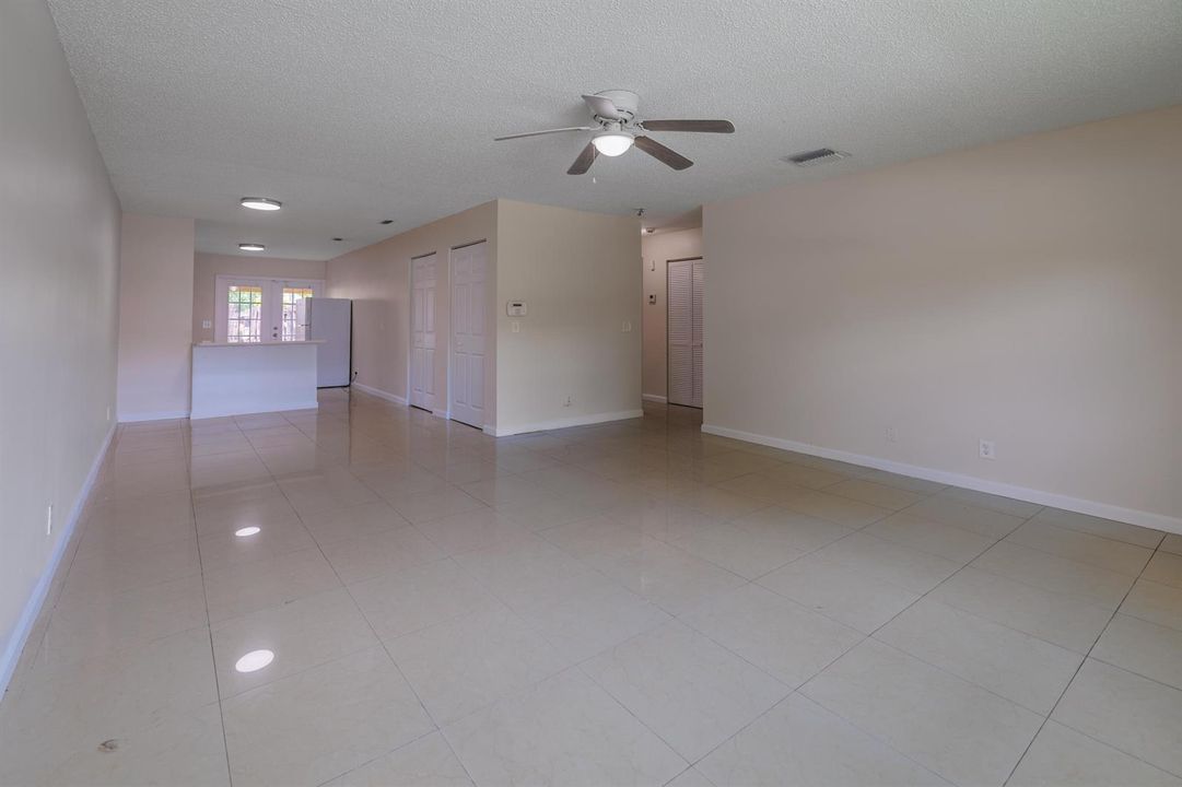 4755 Orleans CT B-9