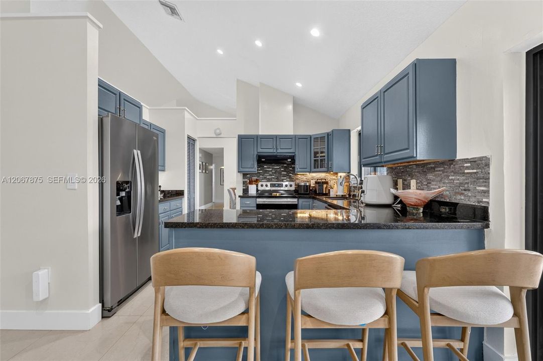 En Venta: $980,000 (4 camas, 2 baños, 1782 Pies cuadrados)