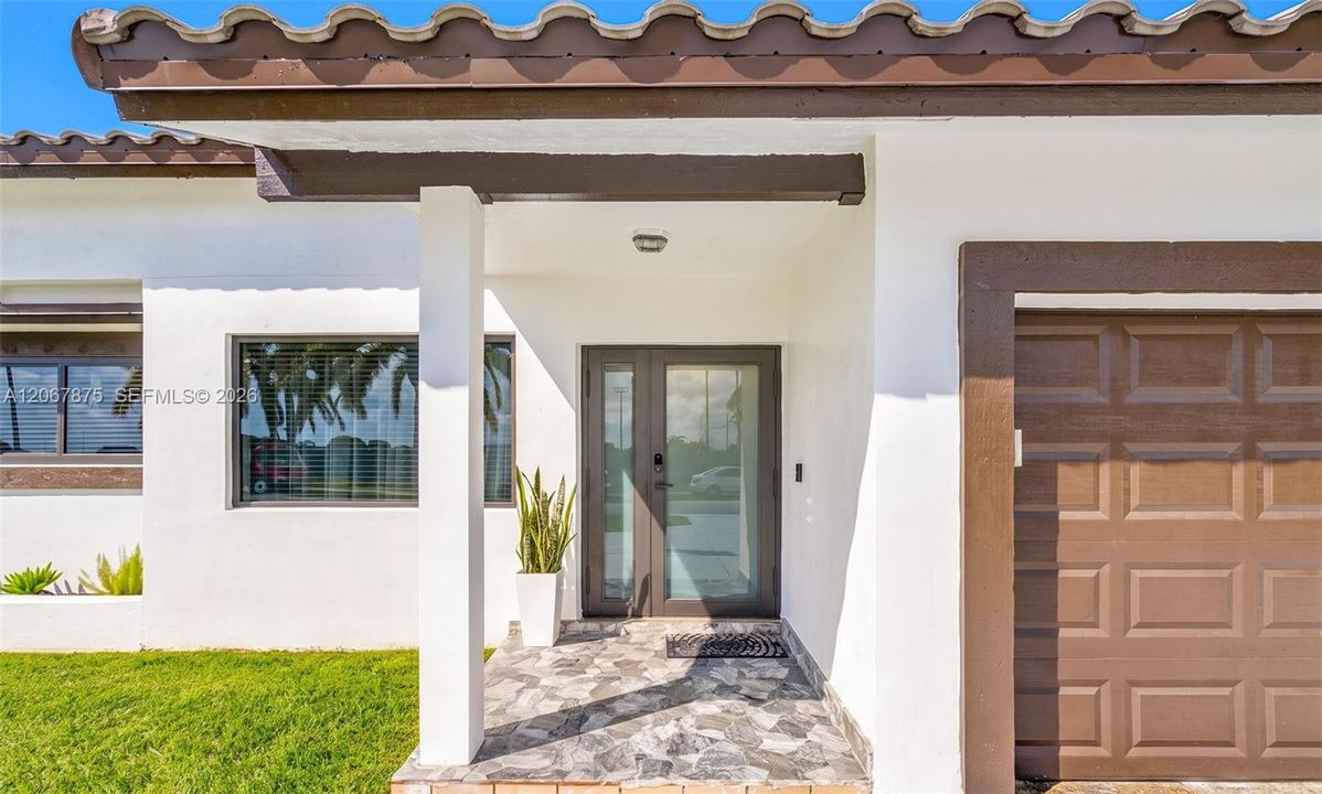 En Venta: $980,000 (4 camas, 2 baños, 1782 Pies cuadrados)