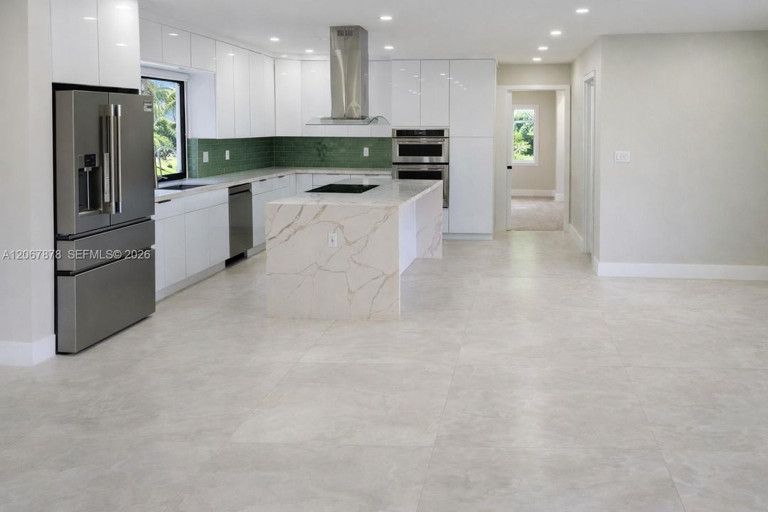 For Sale: $1,090,000 (4 beds, 2 baths, 1948 Square Feet)