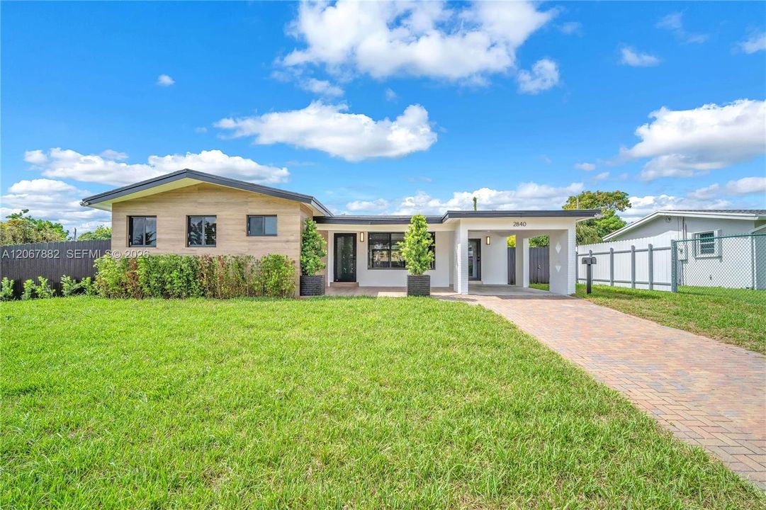 For Sale: $645,000 (3 beds, 2 baths, 1386 Square Feet)
