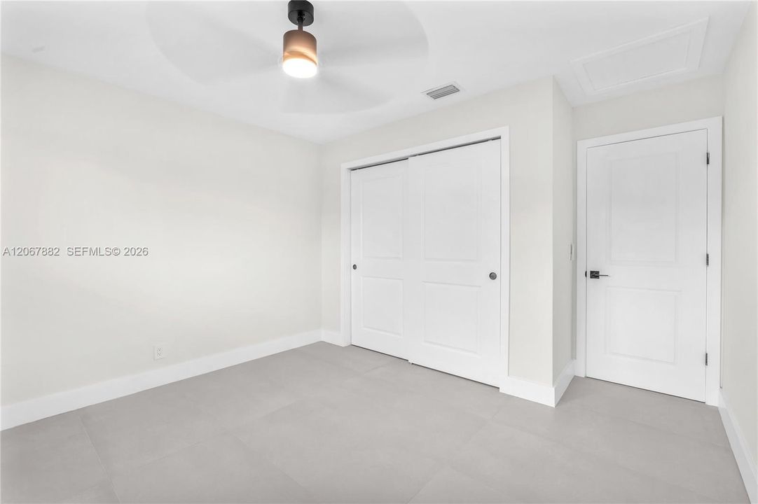 For Sale: $645,000 (3 beds, 2 baths, 1386 Square Feet)