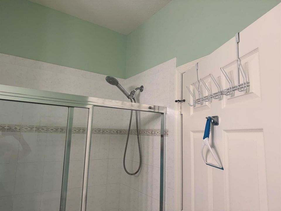 studio shower