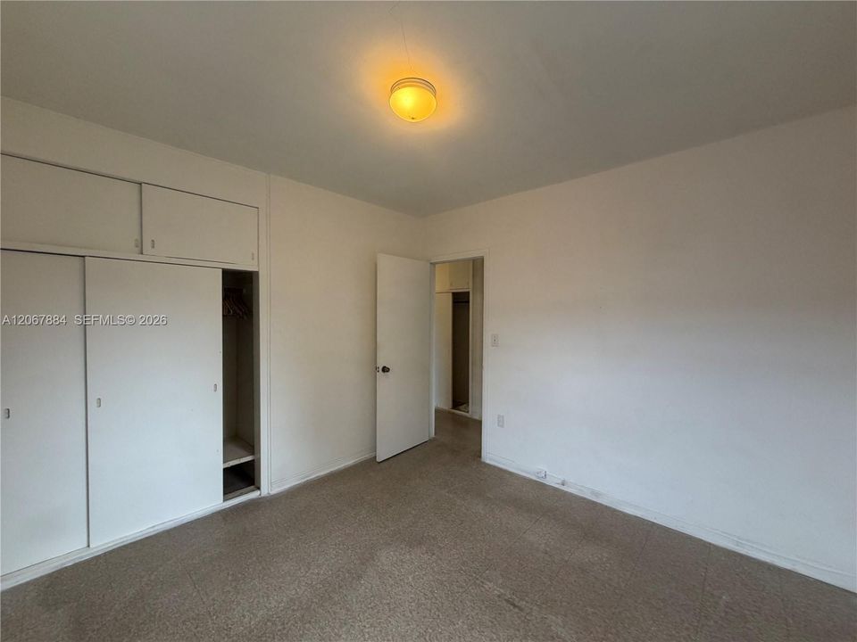 For Sale: $559,900 (4 beds, 1 baths, 1376 Square Feet)