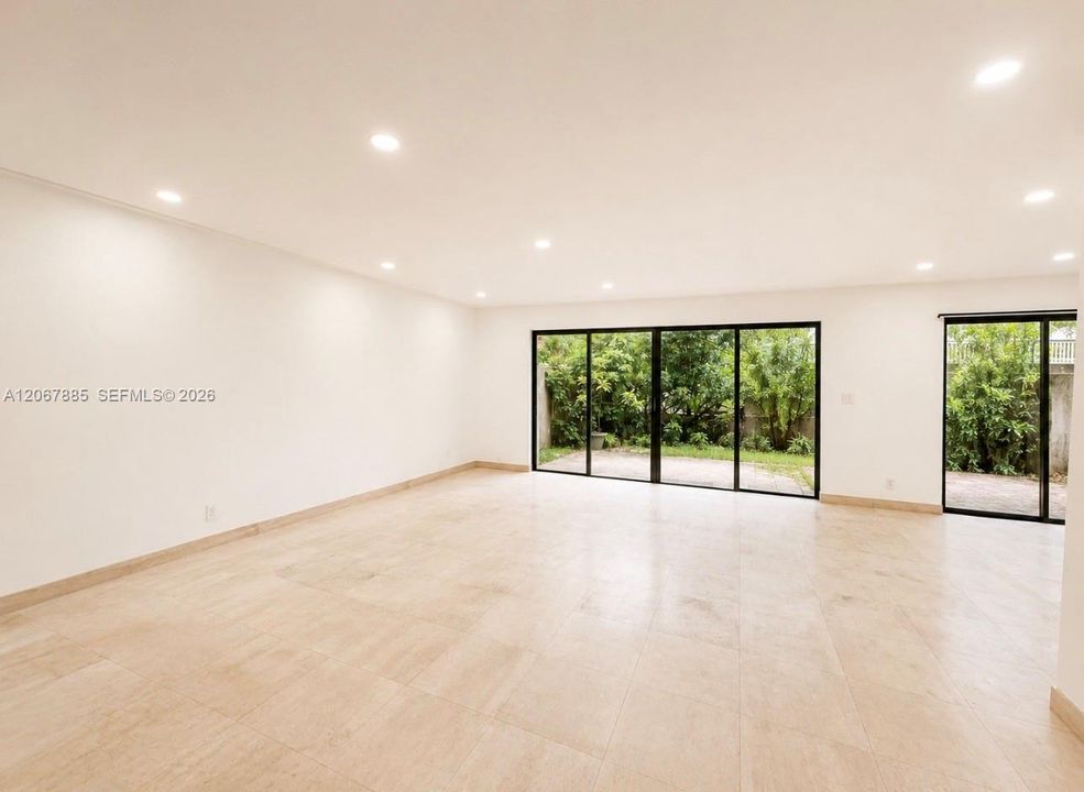 For Sale: $630,000 (4 beds, 2 baths, 3050 Square Feet)
