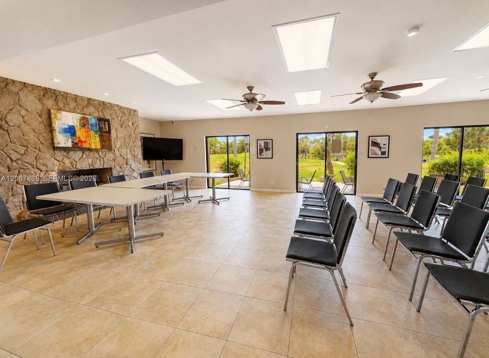 For Sale: $630,000 (4 beds, 2 baths, 3050 Square Feet)