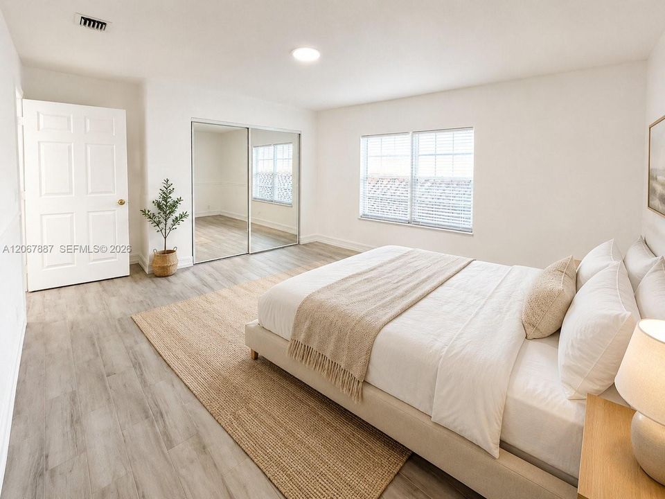 For Rent: $4,800 (5 beds, 2 baths, 2548 Square Feet)