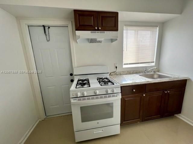 В аренду: $1,800 (2 спален, 1 ванн, 0 Квадратных фут)
