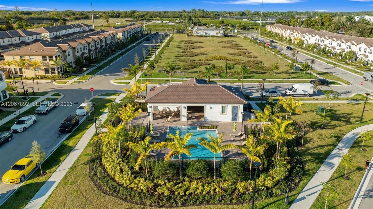 На продажу: $399,500 (3 спален, 2 ванн, 1460 Квадратных фут)