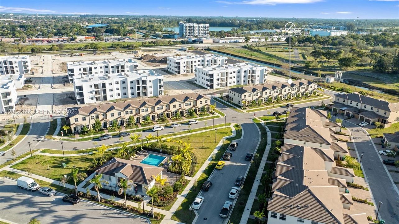 На продажу: $399,500 (3 спален, 2 ванн, 1460 Квадратных фут)