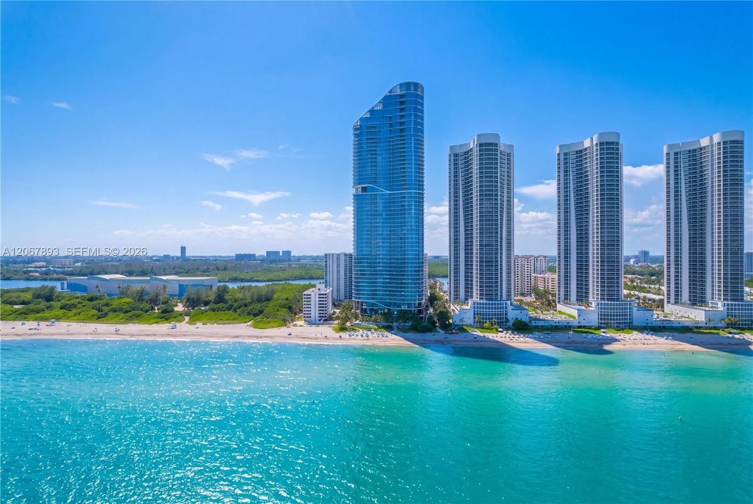 For Sale: $8,400,000 (4 beds, 5 baths, 3204 Square Feet)
