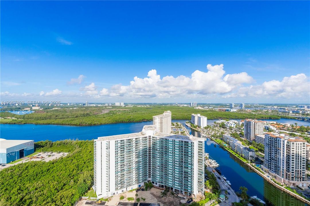 For Sale: $8,400,000 (4 beds, 5 baths, 3204 Square Feet)