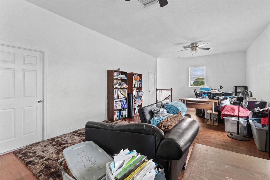 024-6112NorthwestGingerLane-PortStLucie-