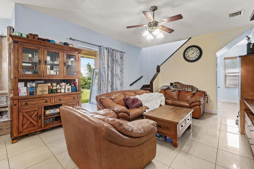 016-6112NorthwestGingerLane-PortStLucie-