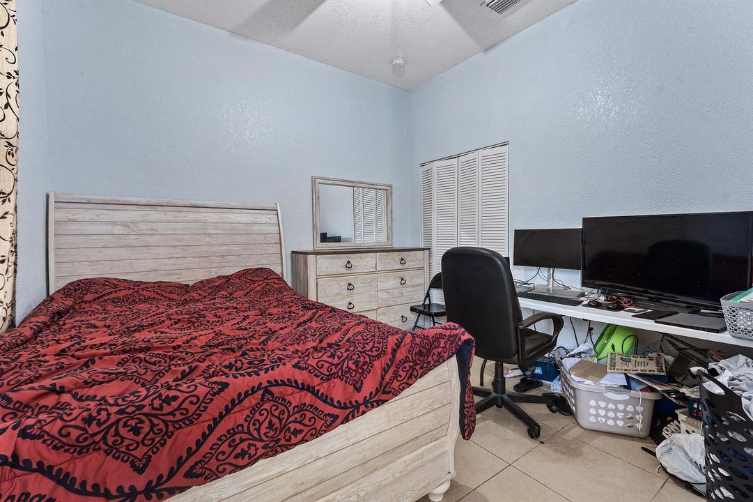 014-6112NorthwestGingerLane-PortStLucie-
