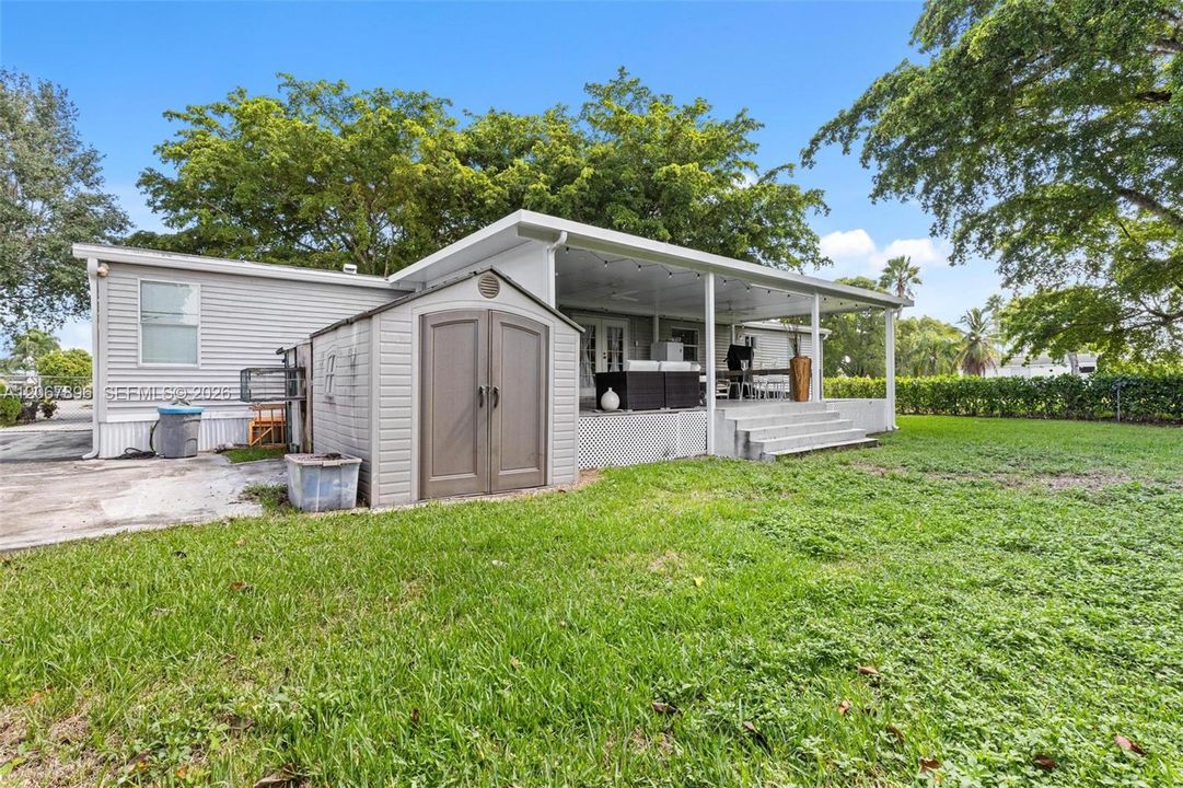 En Venta: $304,999 (3 camas, 2 baños, 1690 Pies cuadrados)
