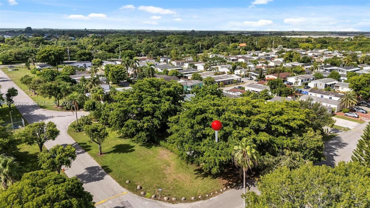 En Venta: $304,999 (3 camas, 2 baños, 1690 Pies cuadrados)