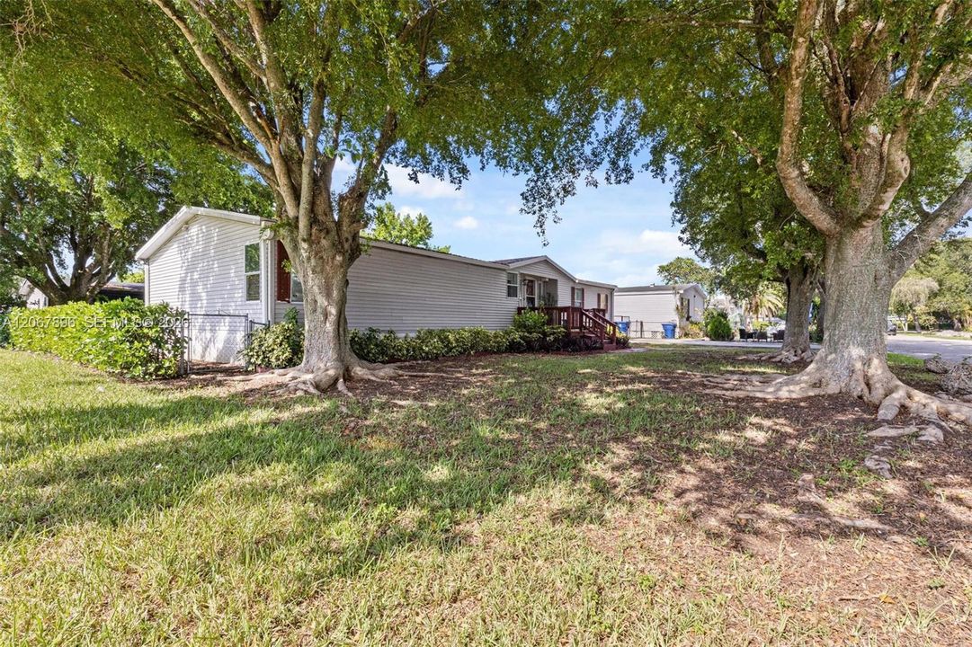 corner double lot