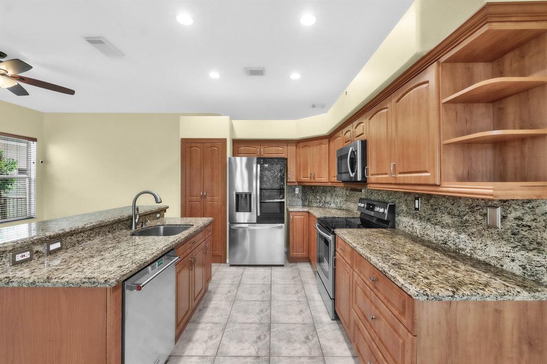 2325 Nw 186th Ave-55