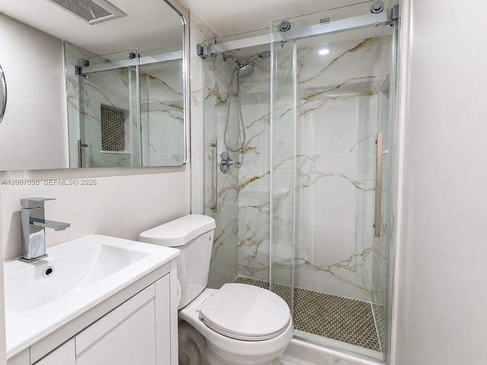 В аренду: $3,250 (3 спален, 3 ванн, 1628 Квадратных фут)