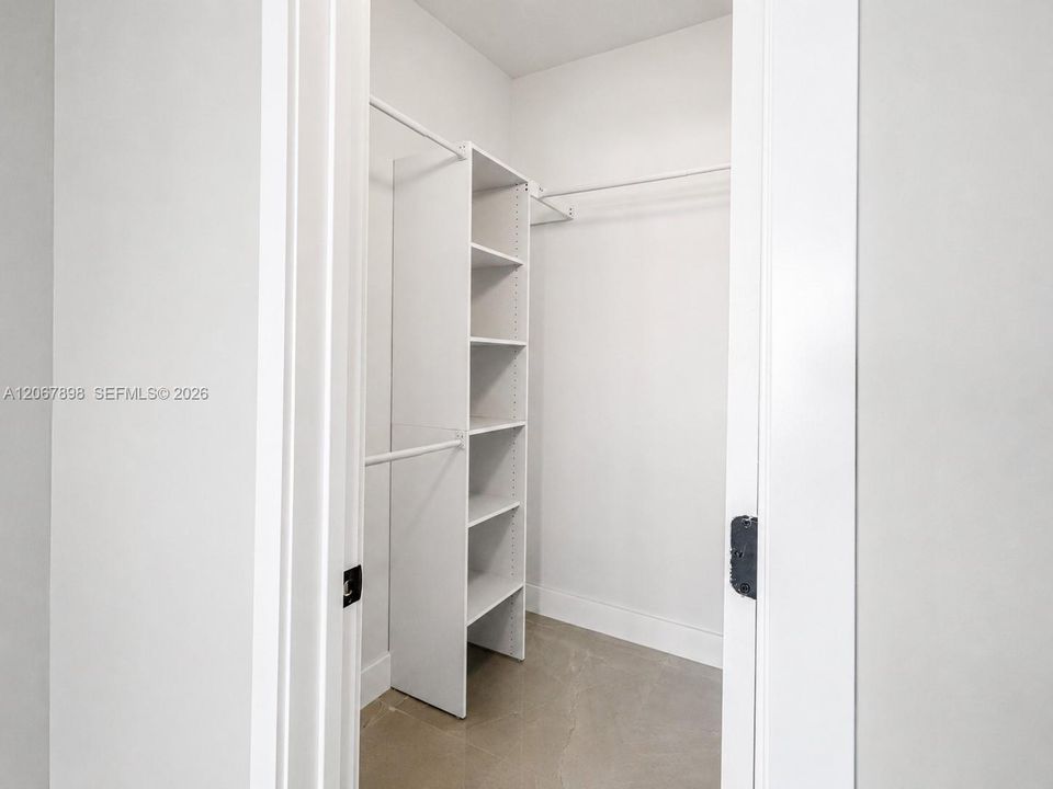 В аренду: $3,250 (3 спален, 3 ванн, 1628 Квадратных фут)