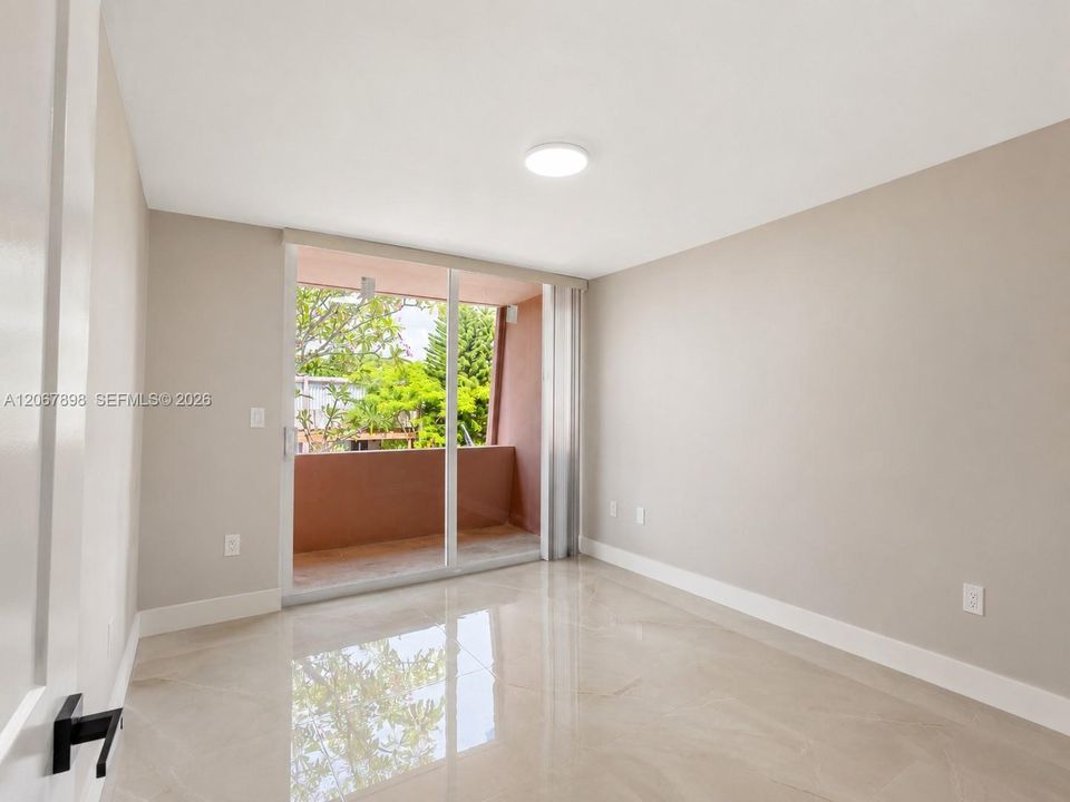 В аренду: $3,250 (3 спален, 3 ванн, 1628 Квадратных фут)