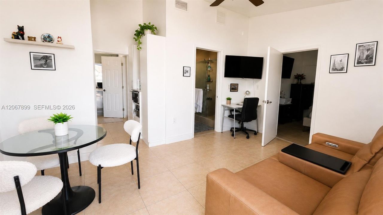 For Sale: $575,000 (4 beds, 2 baths, 1465 Square Feet)