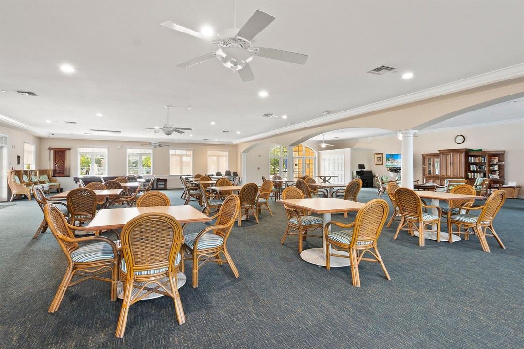 pic.clubhouse interior