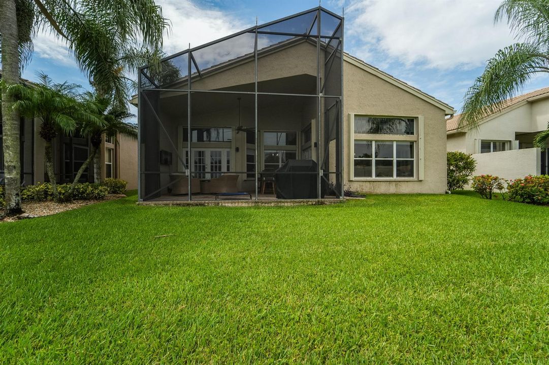 Rear Exterior & Lanai