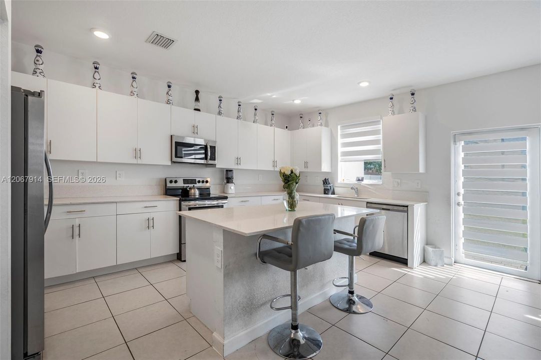 For Sale: $840,000 (5 beds, 3 baths, 3349 Square Feet)