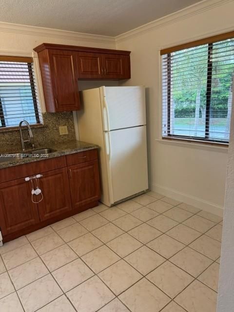 For Sale: $275,000 (2 beds, 2 baths, 1231 Square Feet)