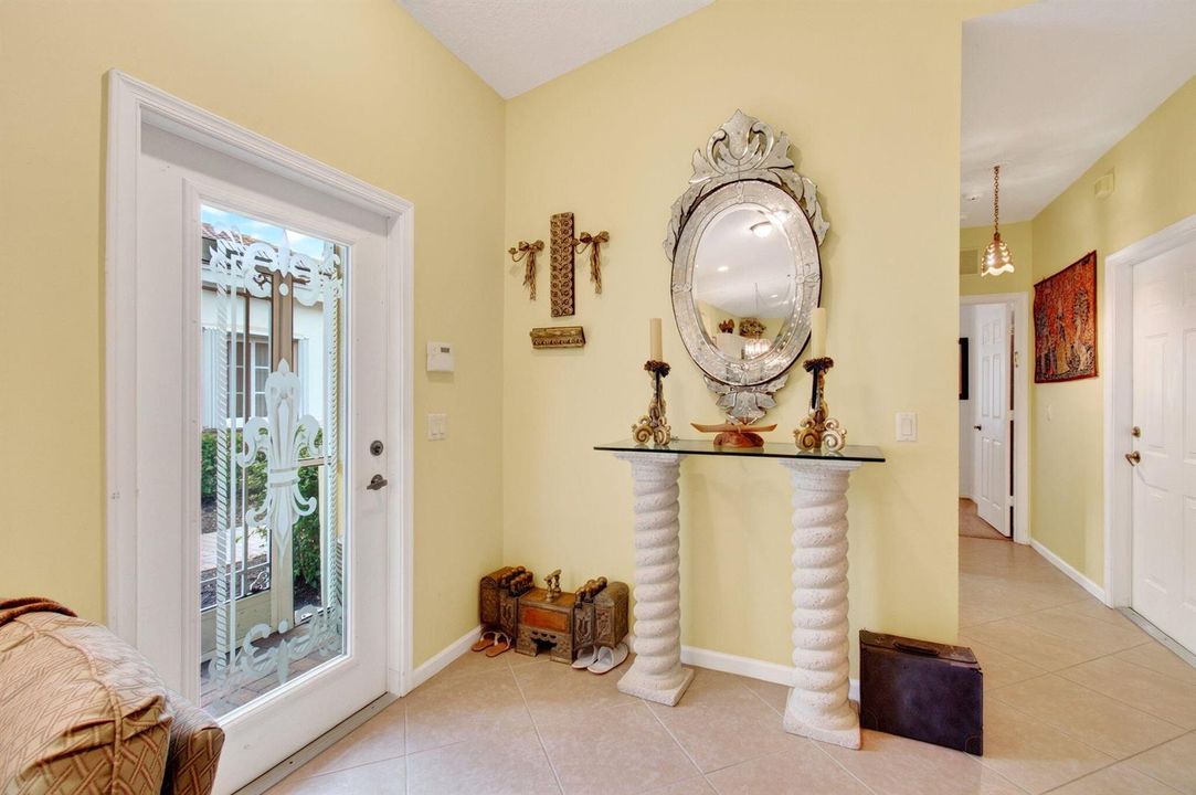 2hall to door