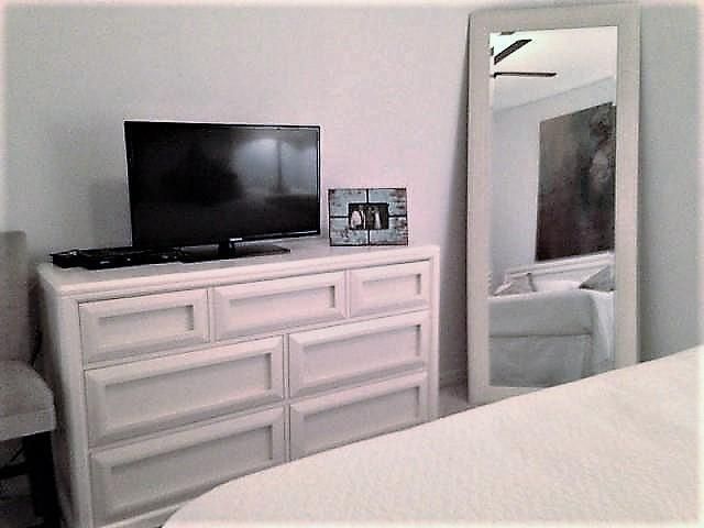 Leontigre bedroom