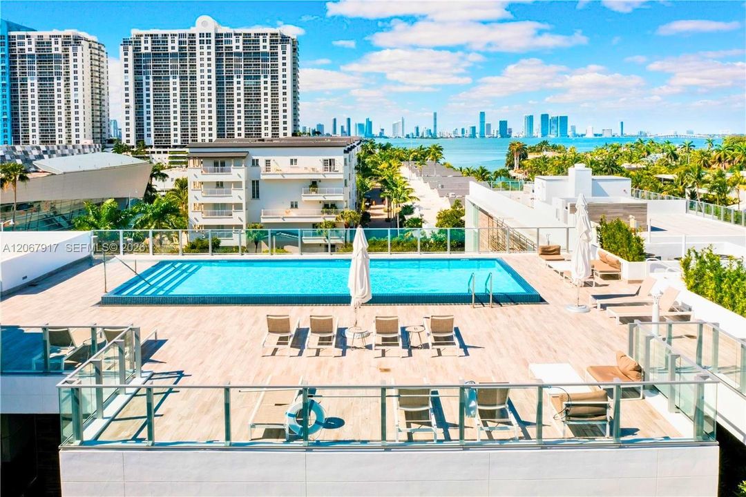 For Rent: $15,000 (3 beds, 2 baths, 1470 Square Feet)