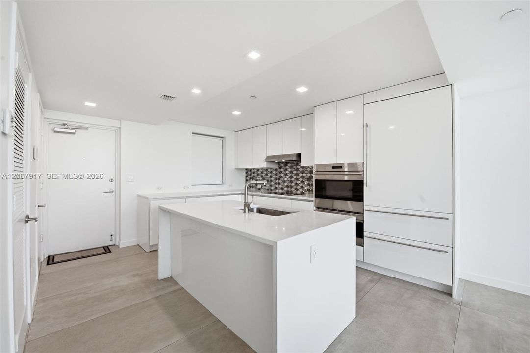 For Rent: $15,000 (3 beds, 2 baths, 1470 Square Feet)
