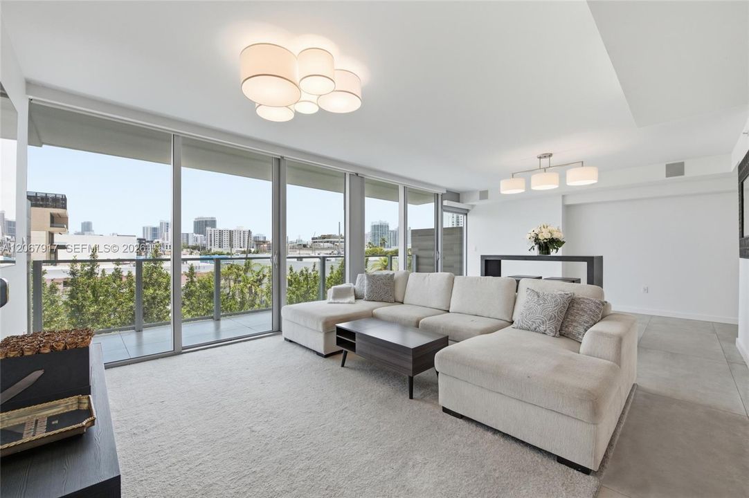 For Rent: $15,000 (3 beds, 2 baths, 1470 Square Feet)