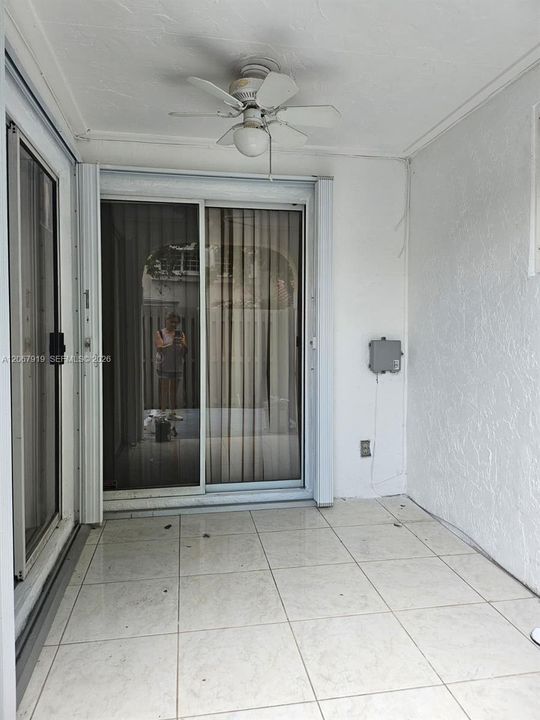 For Rent: $2,950 (2 beds, 2 baths, 1018 Square Feet)
