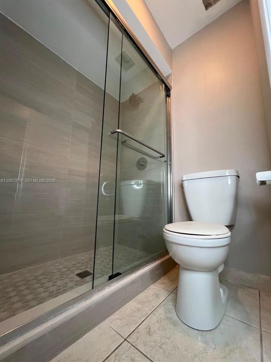 For Rent: $2,950 (2 beds, 2 baths, 1018 Square Feet)