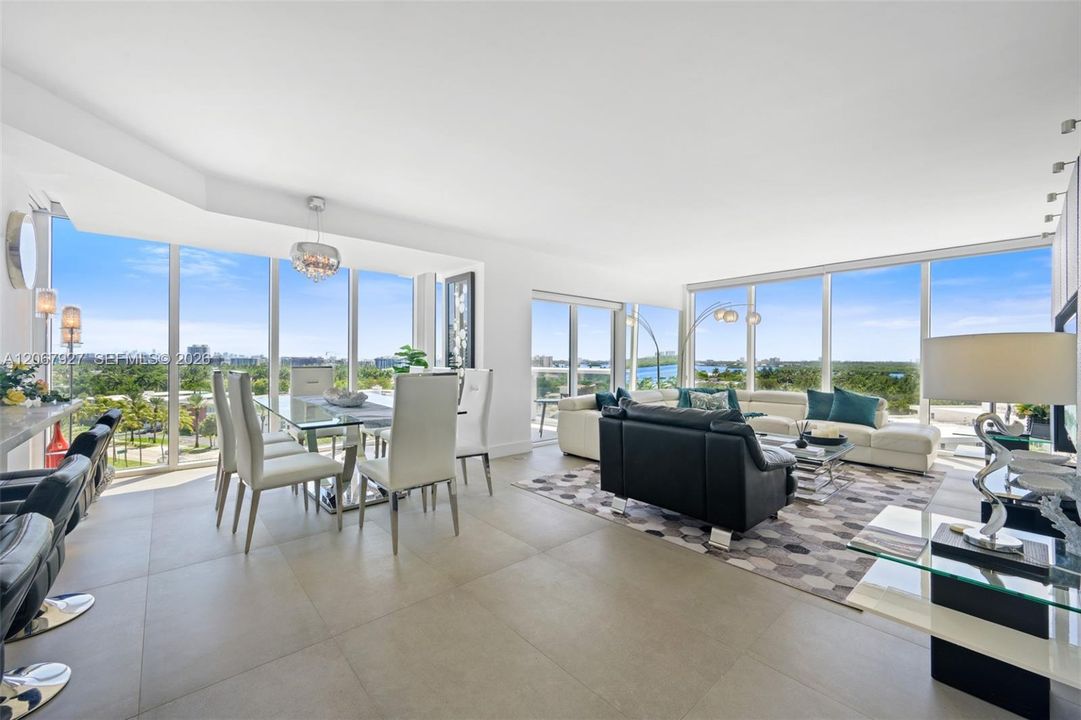 For Sale: $1,890,000 (3 beds, 2 baths, 1300 Square Feet)