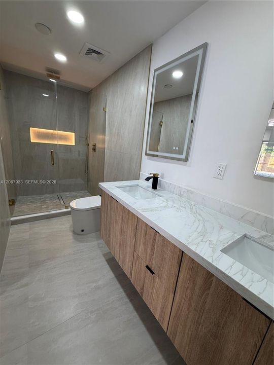 For Sale: $529,900 (2 beds, 2 baths, 1115 Square Feet)