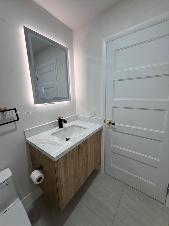 For Sale: $529,900 (2 beds, 2 baths, 1115 Square Feet)